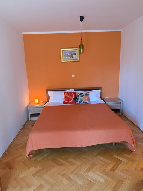 Wild Orange Suite king bedroom